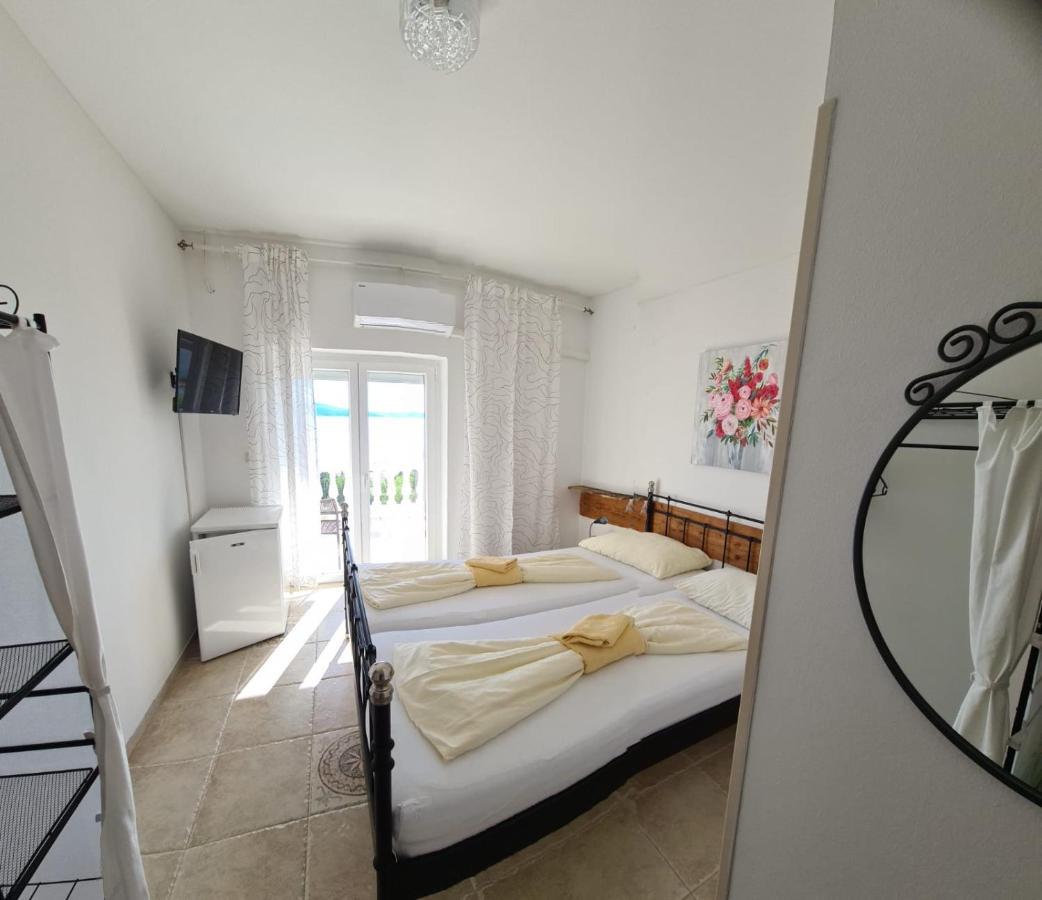 Bed & Breakfast Barbara Нови Винодолски Екстериор снимка